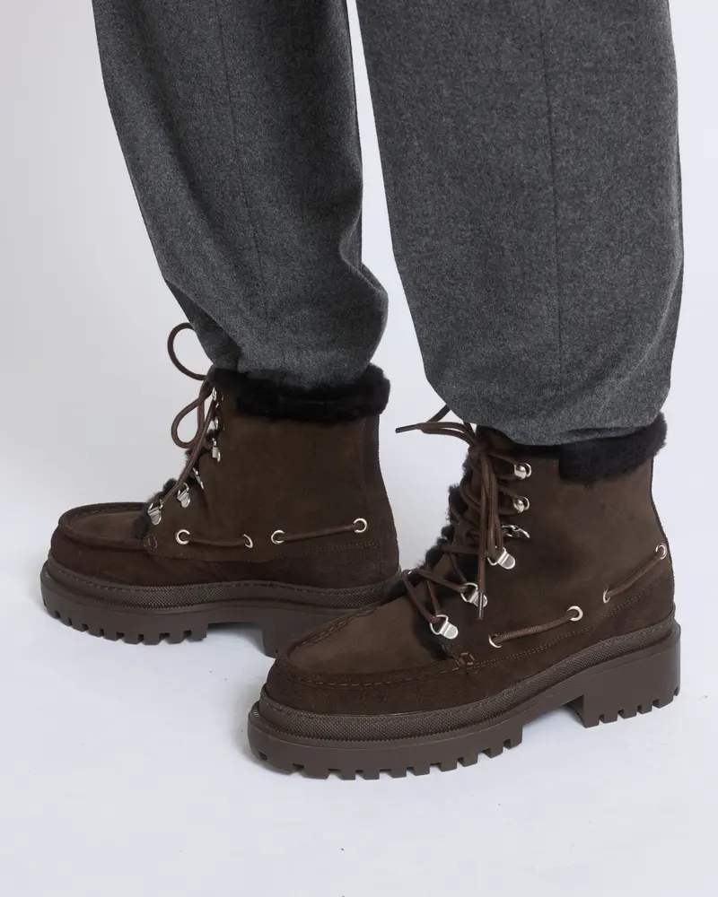 Suede leather and brushed merinillo lambskin ankle boots