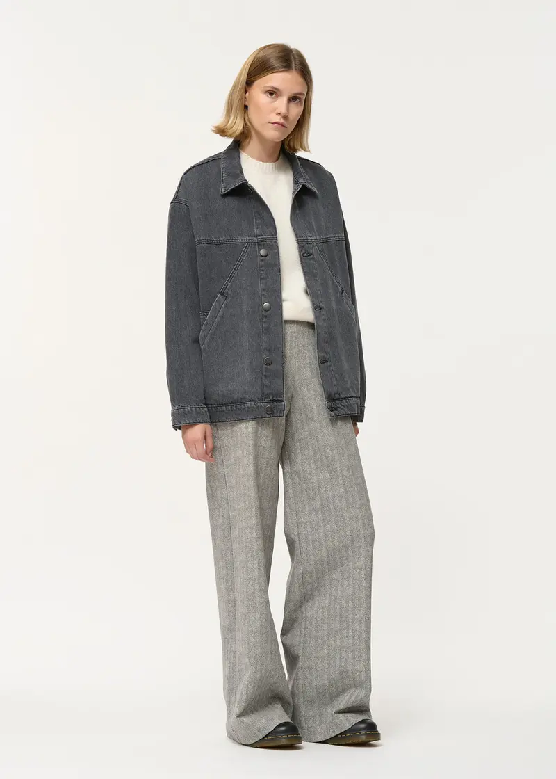 Surchemise grise oversize en jean délavé