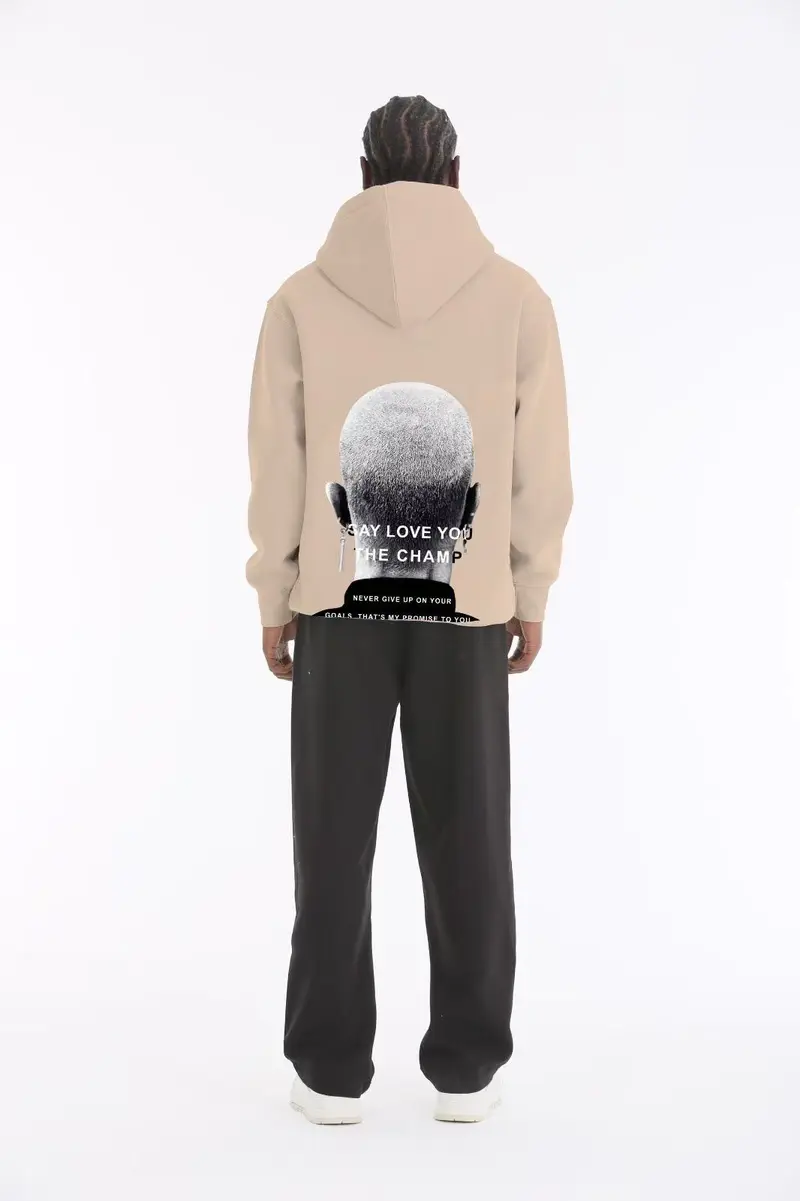 Sweat à capuche avec illustration