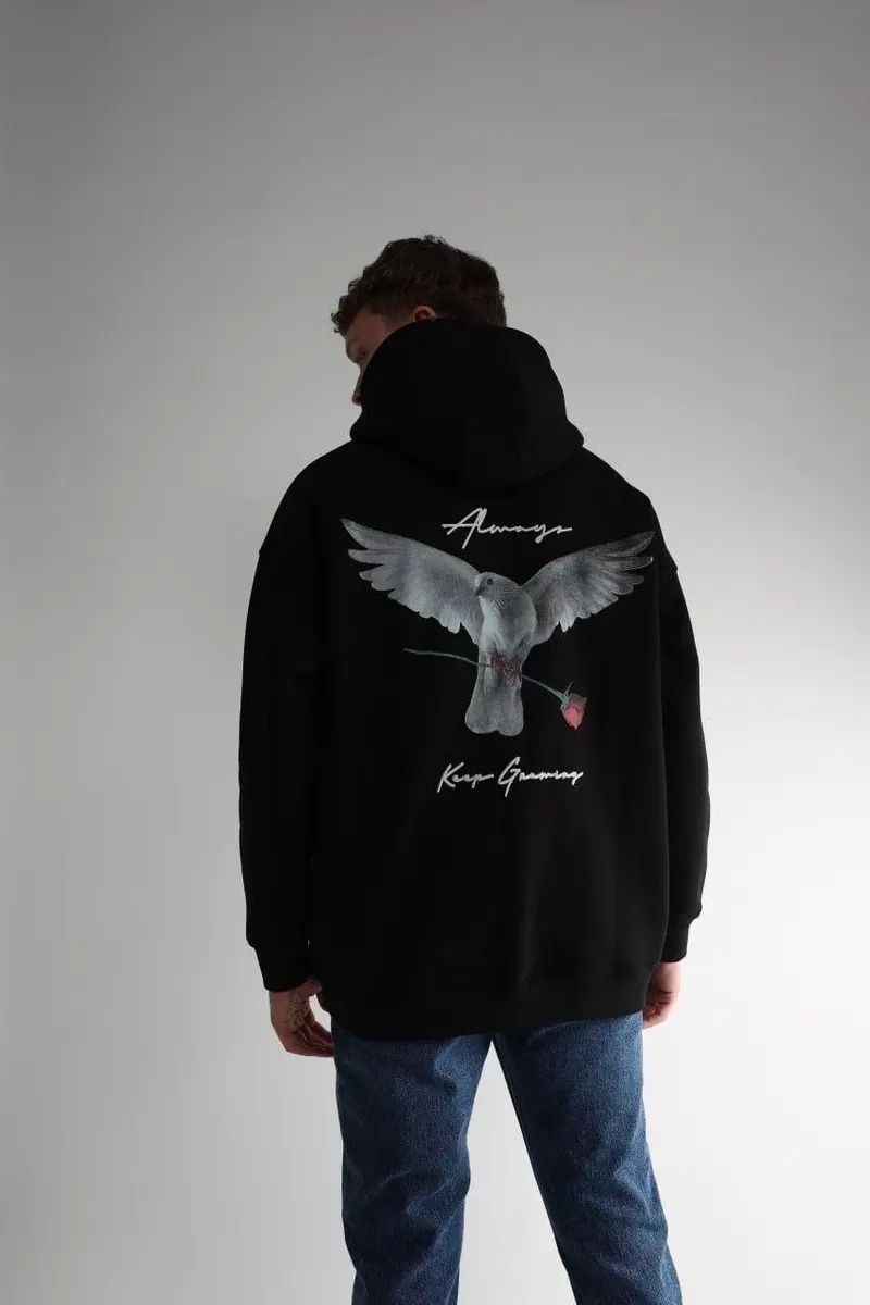 Sweat à capuche imprimé noir