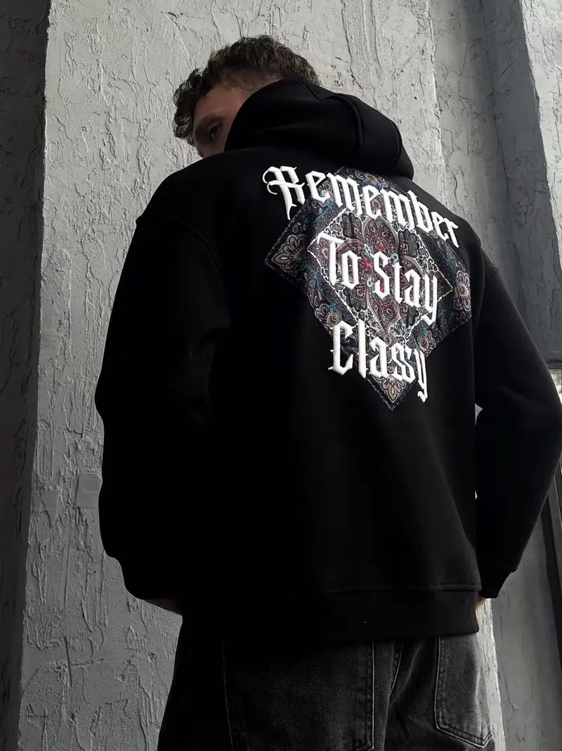 Sweat capuche motif persan homme stylé