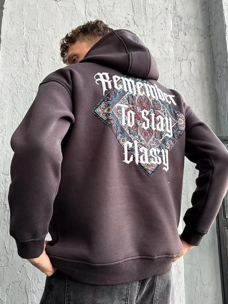 Sweat capuche motif persan homme stylé