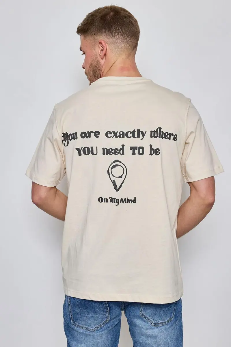 T-shirt beige