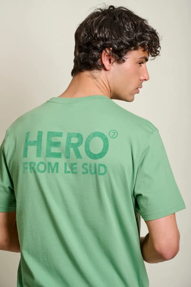 T-SHIRT BEST TEE - SAGE GREEN