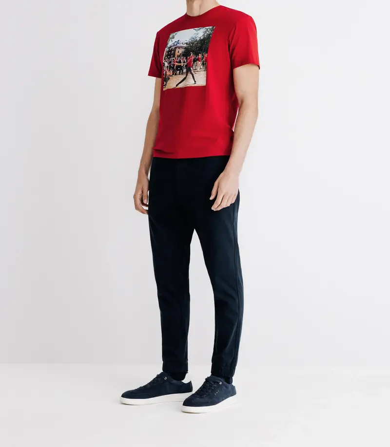 T-shirt col rond avec print rouge