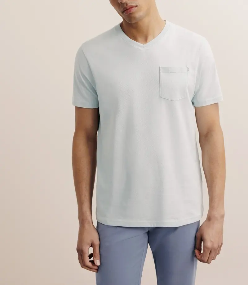 T-shirt col V avec poche vert