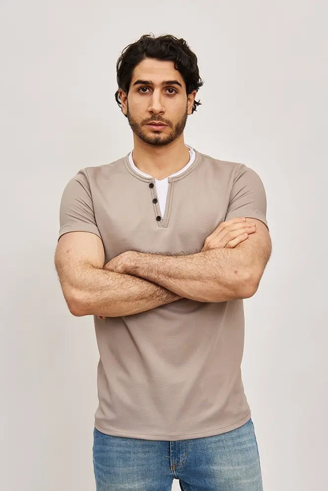 T-shirt manches courtes col en V taupe homme