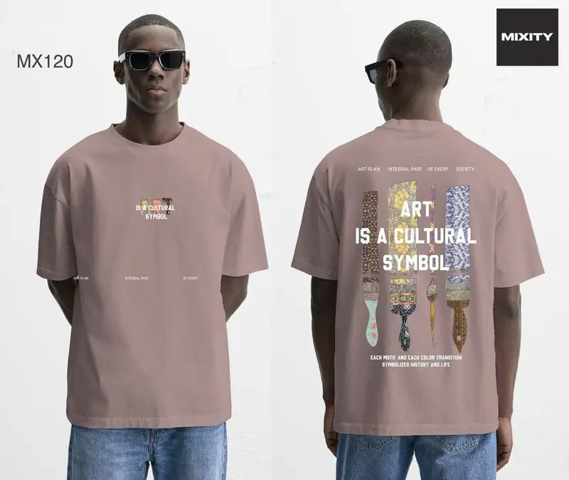 T-shirt oversize artistique