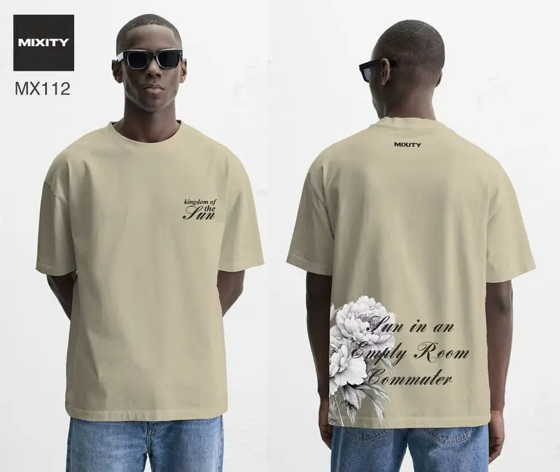 T-shirt oversize beige avec imprimé fleur