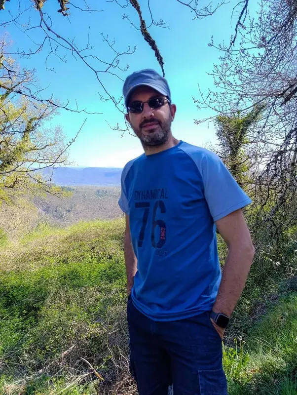 T-Shirt Tricou