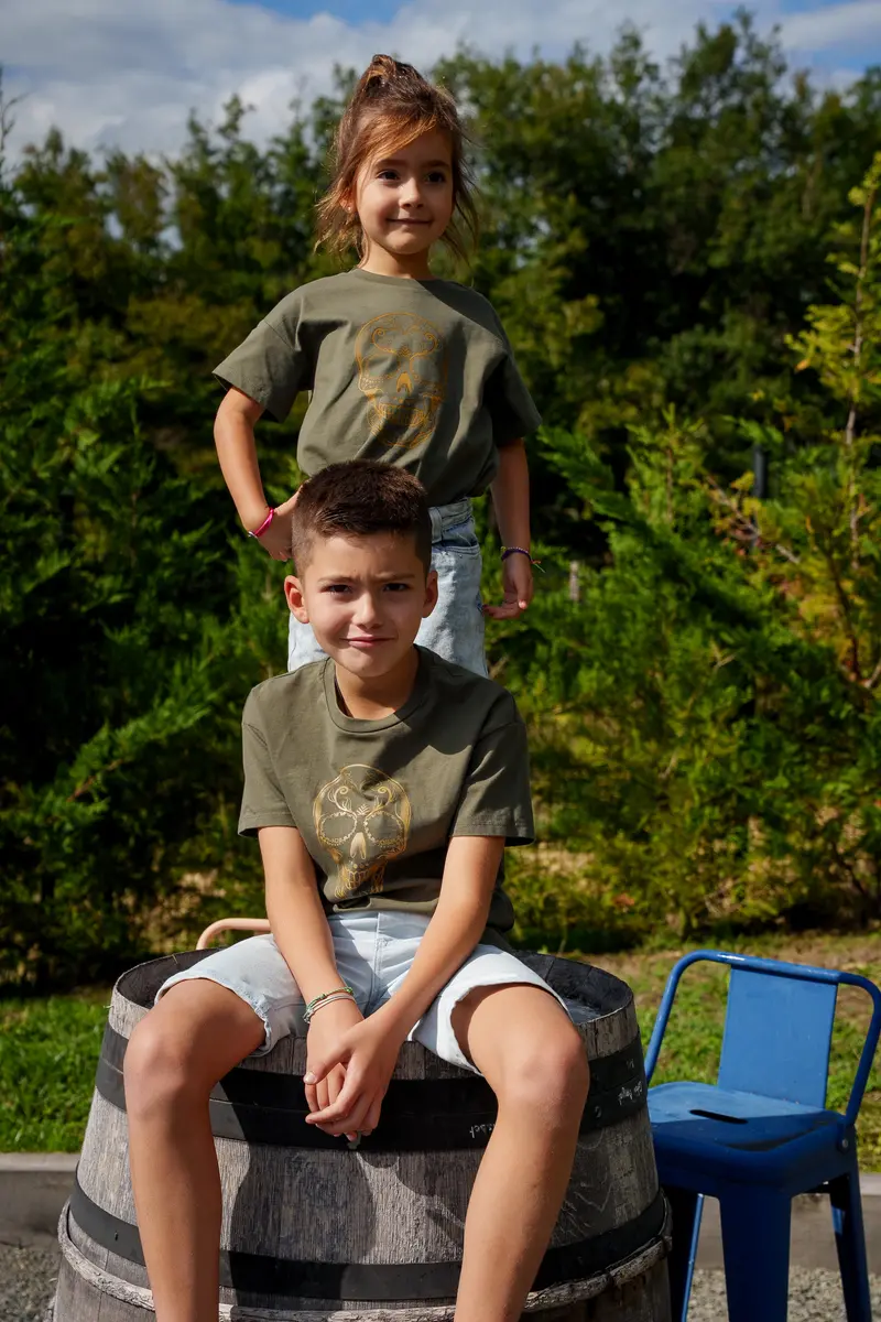 Tee-shirt kaki tête de mort enfant