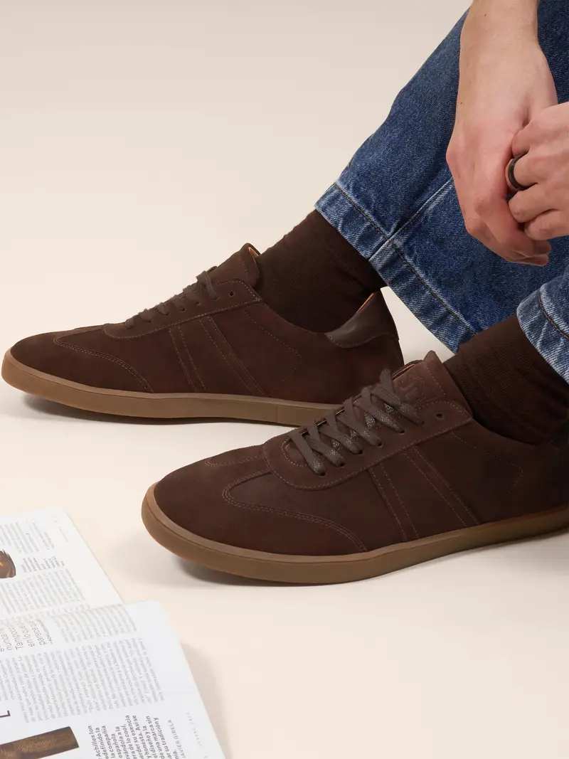 Tennis à lacet cuir daim marron