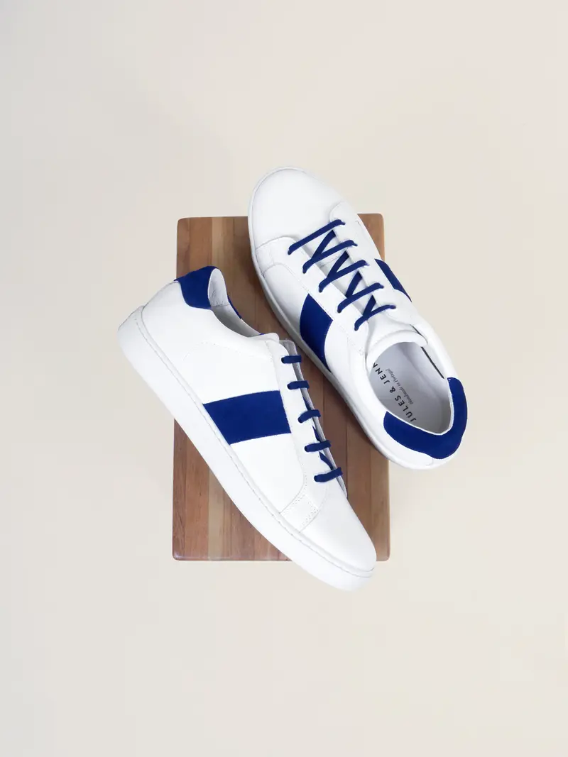 Tennis lacet cuir blanc bleu