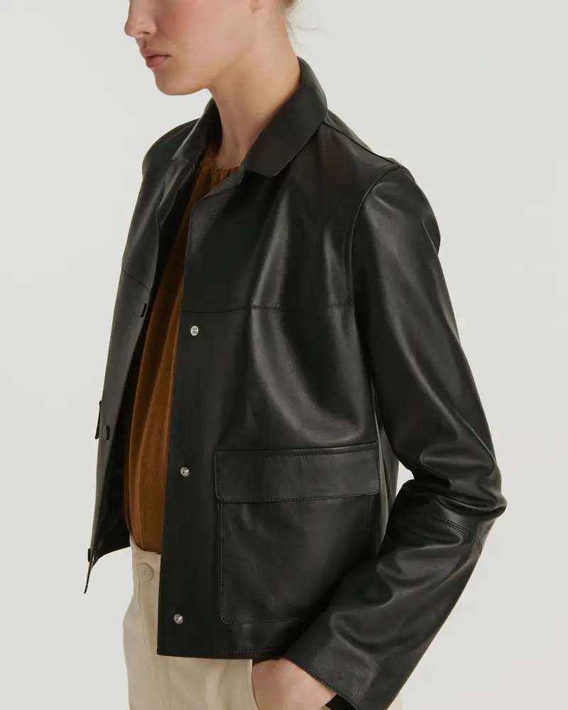 Veste courte en cuir d'agneau