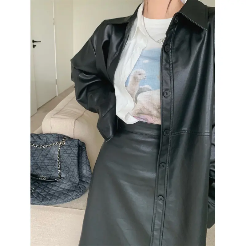 Veste mi-longue ou jupe femme en PU, au choix