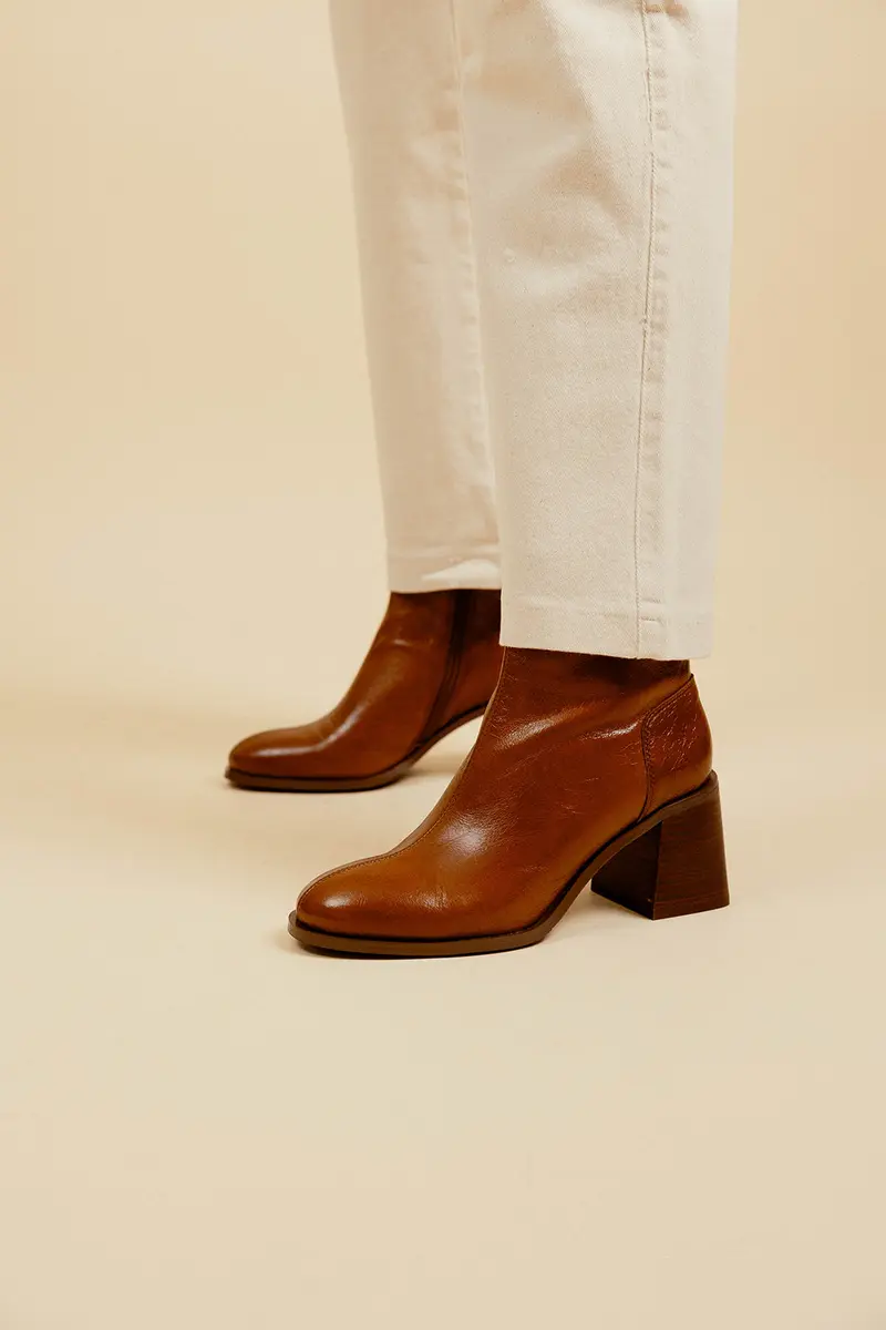 VICTORIA - Bottines en Cuir Camel