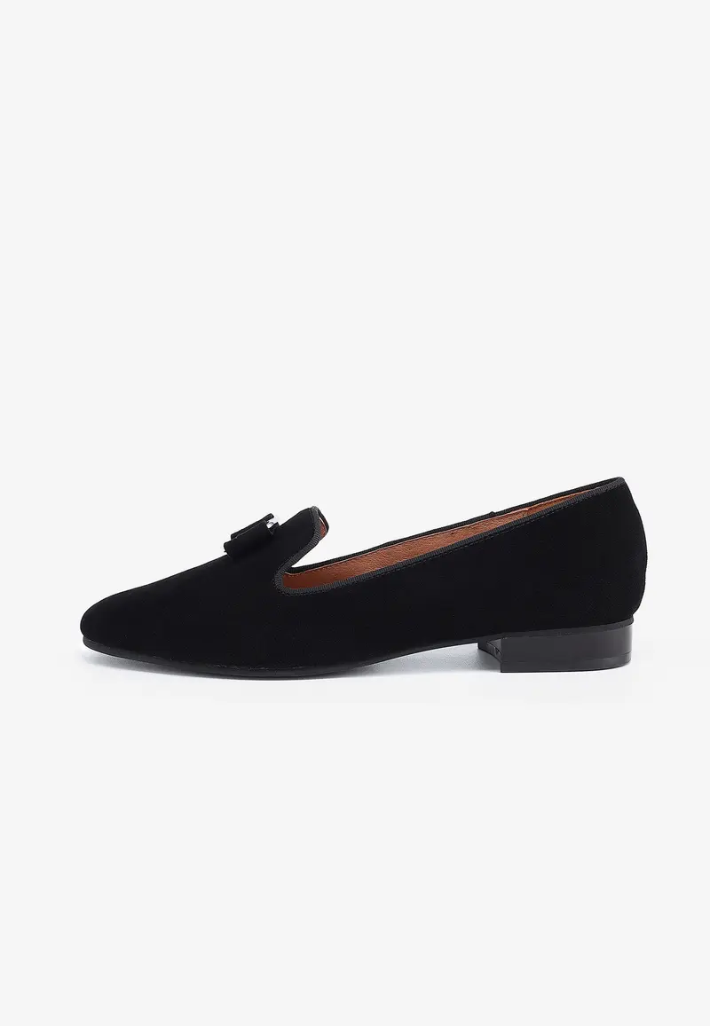 YUNI - Mocassins en cuir Noir à boucle